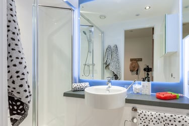 Gold En Suite at Pavilion Point, 118-132 London Road, The Level, Brighton, BN14JH - Image 8